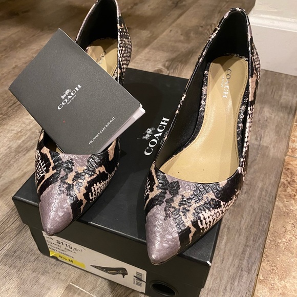 Coach Python Pumps - Picture 2 of 8